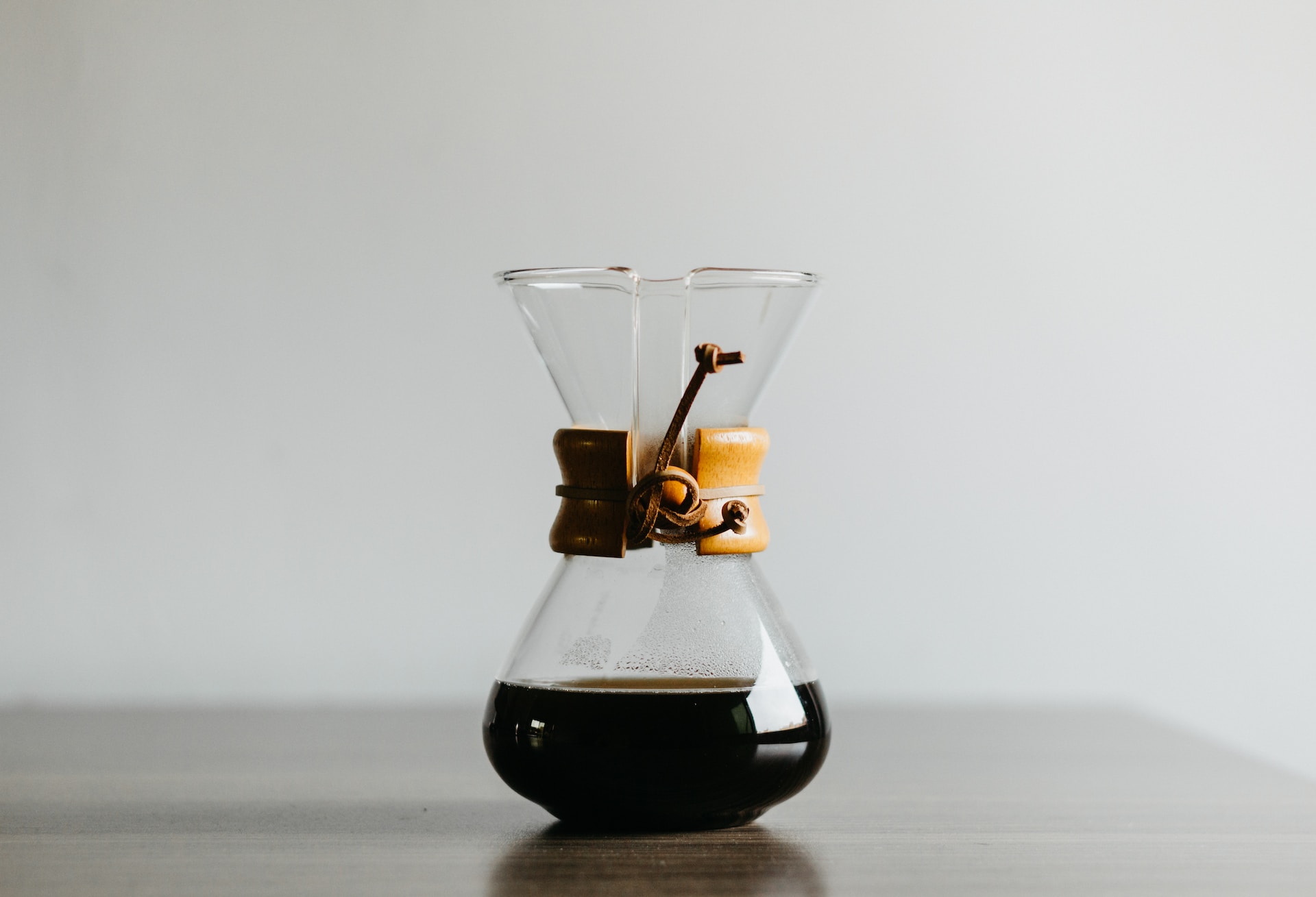 coffee brewing with Chemex